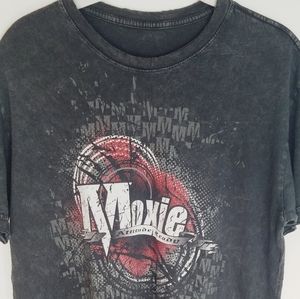 Moxie Attitude Ready Distressed Tee Size (M)